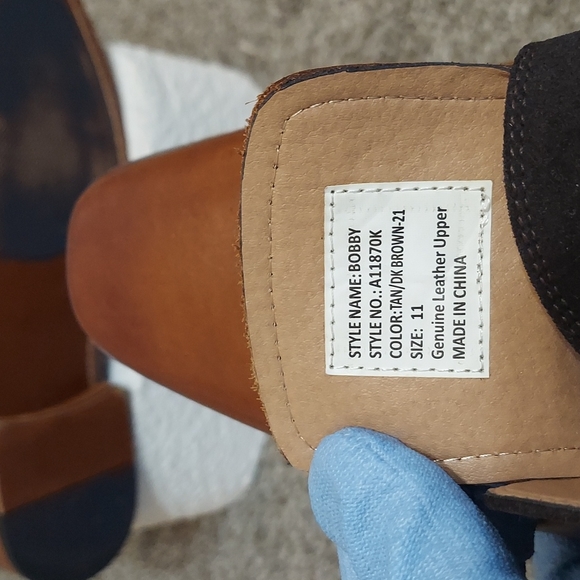 La Milano Men’s Dress Shoes - Picture 9 of 9